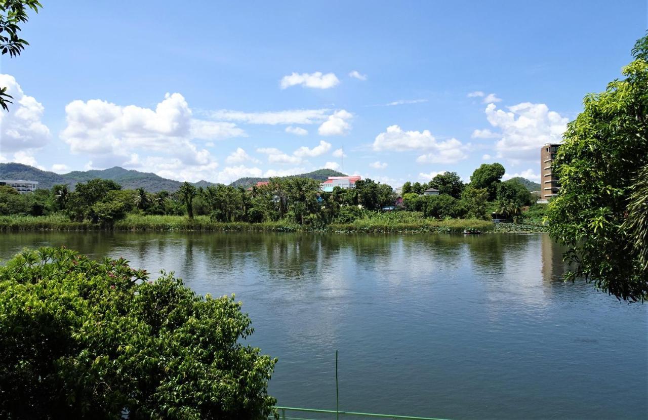 West Wonder Riverside Resort Kanchanaburi Exterior photo